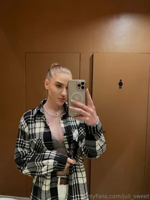 Juli Sweet OnlyFans Leaked Free Thumbnail Picture - #lHPnOrIfCt
