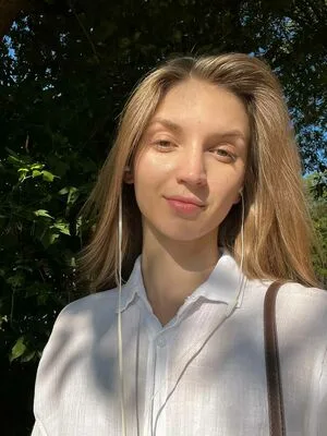 Juli Vasilek OnlyFans Leaked Free Thumbnail Picture - #1NGlMB8dwi