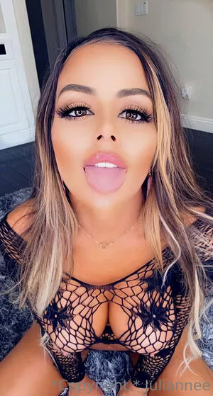 Juli.annee OnlyFans Leaked Free Thumbnail Picture - #0IQQpqELYY