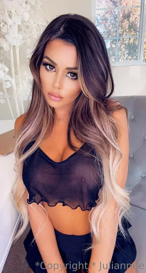 Juli.annee OnlyFans Leaked Free Thumbnail Picture - #FdSbL5L3NI