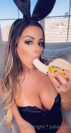 Juli.annee OnlyFans Leaked Free Thumbnail Picture - #PMGgbJ09xu