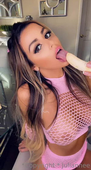 Juli.annee OnlyFans Leaked Free Thumbnail Picture - #Y56lyxoyAb