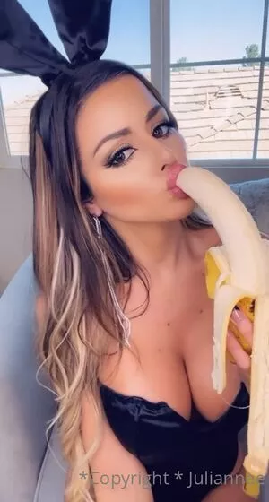 Juli.annee OnlyFans Leaked Free Thumbnail Picture - #ixKg8GMXKP