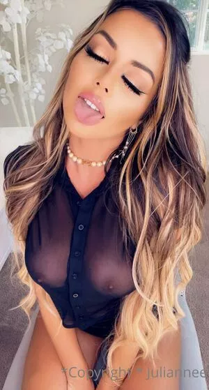 Juli.annee OnlyFans Leaked Free Thumbnail Picture - #kyuF3RwW8D