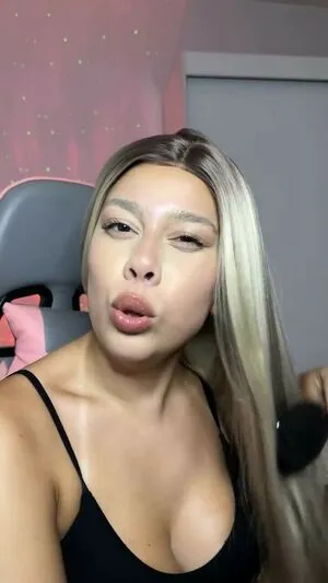 Julia Alvarenga OnlyFans Leaked Free Thumbnail Picture - #mG6iIAziKB