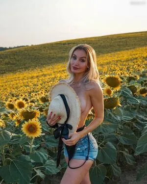 Julia Baessler OnlyFans Leaked Free Thumbnail Picture - #VmBomh1TGd
