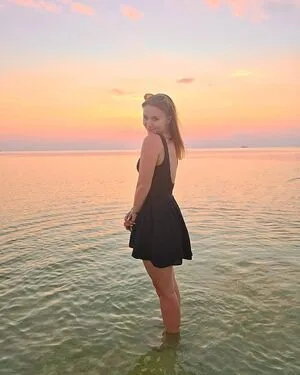 Julia Beautx OnlyFans Leaked Free Thumbnail Picture - #r7Yh9AHz2S
