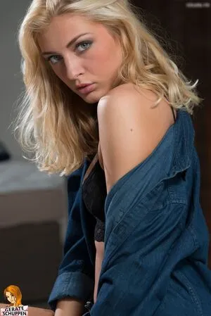 Julia Benesch OnlyFans Leaked Free Thumbnail Picture - #GPAX9KYOeS