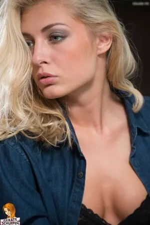 Julia Benesch OnlyFans Leaked Free Thumbnail Picture - #gwchc5a3oj