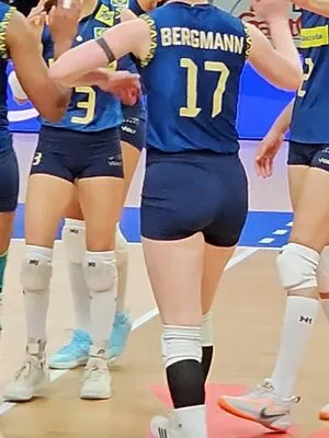 Julia Bergmann OnlyFans Leaked Free Thumbnail Picture - #3mhAVATIXO