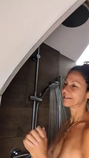 Julia Bradbury OnlyFans Leaked Free Thumbnail Picture - #YbZQ07RT94