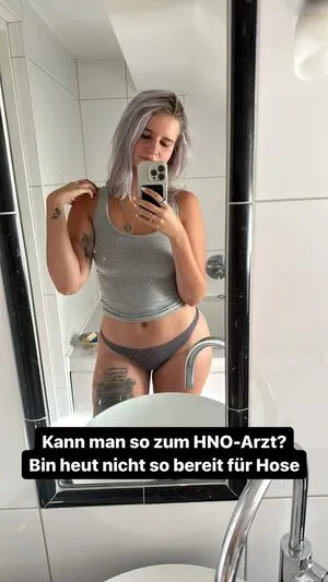 Julia Brandner OnlyFans Leaked Free Thumbnail Picture - #2Nl6oRfHos