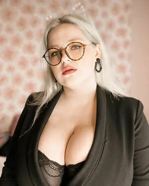 Julia Chegodar OnlyFans Leaked Free Thumbnail Picture - #myeRAo44X7