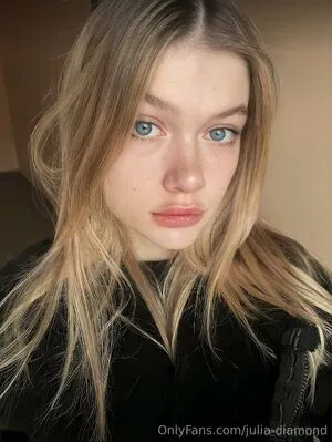 Julia Diamond OnlyFans Leaked Free Thumbnail Picture - #M4SBNudaLk