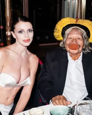 Julia Fox OnlyFans Leaked Free Thumbnail Picture - #CQHZjPHtq6