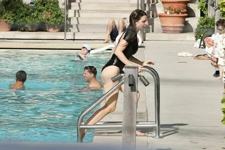 Julia Fox OnlyFans Leaked Free Thumbnail Picture - #L3yQN92ib1