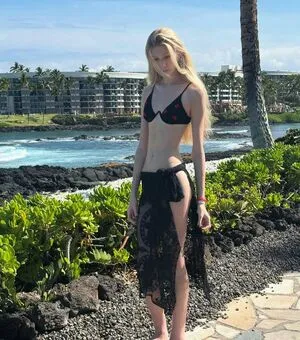 Julia Fox OnlyFans Leaked Free Thumbnail Picture - #N5aGz7Sxfi