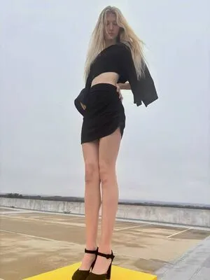 Julia Fox OnlyFans Leaked Free Thumbnail Picture - #UQ7UraTGAX