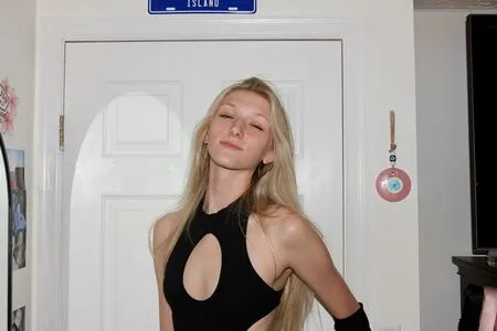 Julia Fox OnlyFans Leaked Free Thumbnail Picture - #hp4u4UjKM6