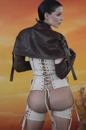Julia Fox OnlyFans Leaked Free Thumbnail Picture - #xGDY3ZFfED