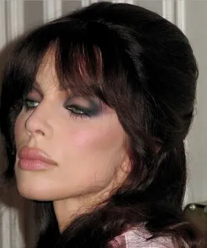 Julia Fox OnlyFans Leaked Free Thumbnail Picture - #zB7O5z0L6R