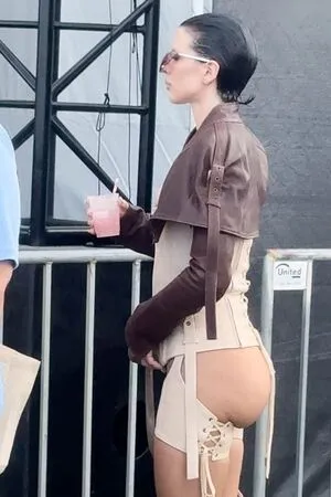 Julia Fox OnlyFans Leaked Free Thumbnail Picture - #zVKf9PA410