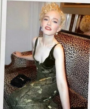 Julia Garner OnlyFans Leaked Free Thumbnail Picture - #3vlIxm1c9F