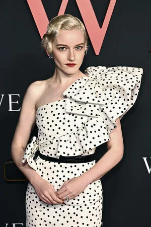 Julia Garner OnlyFans Leaked Free Thumbnail Picture - #9QW0LbfVhZ