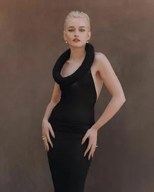 Julia Garner OnlyFans Leaked Free Thumbnail Picture - #EzpZHTkBeT