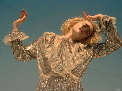 Julia Garner OnlyFans Leaked Free Thumbnail Picture - #HRlqgPropj