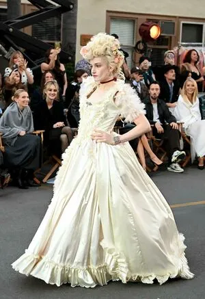 Julia Garner OnlyFans Leaked Free Thumbnail Picture - #IZ8MRw96NC