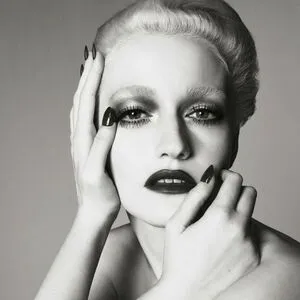 Julia Garner OnlyFans Leaked Free Thumbnail Picture - #MMp2OLiw2Q