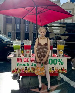 Julia Garner OnlyFans Leaked Free Thumbnail Picture - #OqECg89mrh