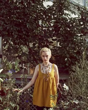 Julia Garner OnlyFans Leaked Free Thumbnail Picture - #PXu08QcjqX