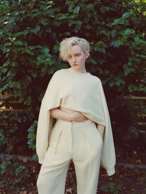 Julia Garner OnlyFans Leaked Free Thumbnail Picture - #TK1rbBKkNe
