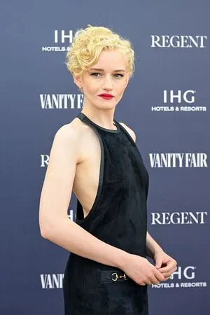 Julia Garner OnlyFans Leaked Free Thumbnail Picture - #VnDJ3baGwm