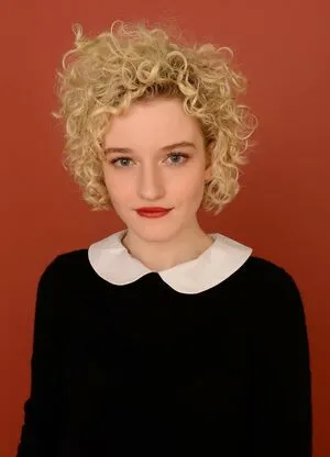 Julia Garner OnlyFans Leaked Free Thumbnail Picture - #XKRyKwZe79