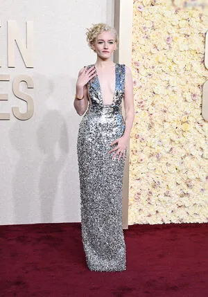 Julia Garner OnlyFans Leaked Free Thumbnail Picture - #XmCzub43eZ