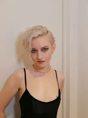 Julia Garner OnlyFans Leaked Free Thumbnail Picture - #fEyxPdauL7