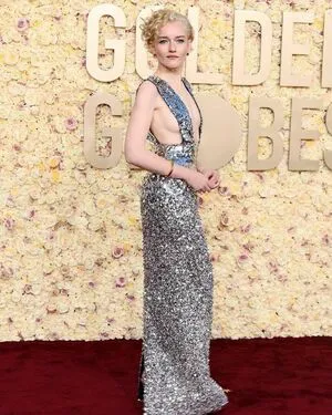 Julia Garner OnlyFans Leaked Free Thumbnail Picture - #hxm49vxrzv