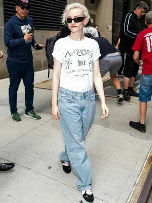 Julia Garner OnlyFans Leaked Free Thumbnail Picture - #mH88LPQtLR