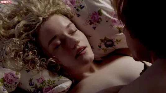 Julia Garner OnlyFans Leaked Free Thumbnail Picture - #tacQRTIQ0w