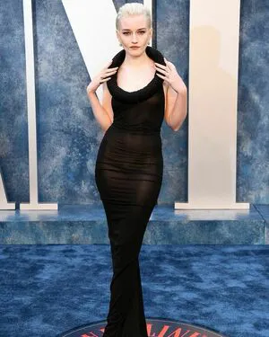 Julia Garner OnlyFans Leaked Free Thumbnail Picture - #znYeaa1ku6