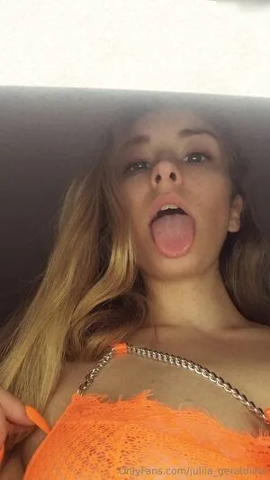 Julia Geraldine OnlyFans Leaked Free Thumbnail Picture - #WUROimeeeO