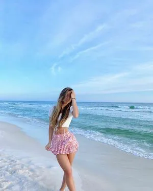 Julia Katelyn Ernst OnlyFans Leaked Free Thumbnail Picture - #ikgFb8fz2C