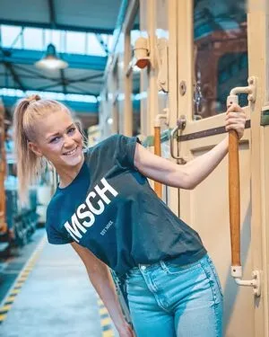 Julia Lindholm OnlyFans Leaked Free Thumbnail Picture - #COo4XbFH0T