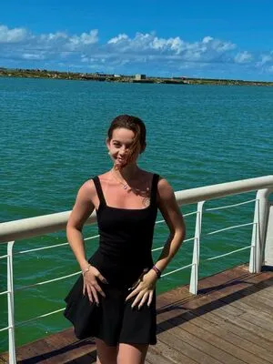 Julia Linhares OnlyFans Leaked Free Thumbnail Picture - #dPX0NvTz1y