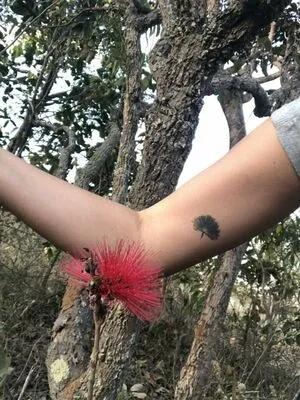 Julia Nunes Garcia OnlyFans Leaked Free Thumbnail Picture - #jluUO54COT