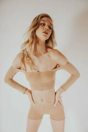 Julia Rilynn Greenhalgh OnlyFans Leaked Free Thumbnail Picture - #M6PiPJ0lJy