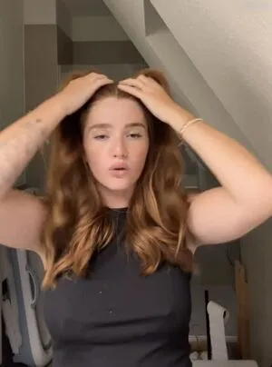 Julia Schulze OnlyFans Leaked Free Thumbnail Picture - #60kS1TIqX3